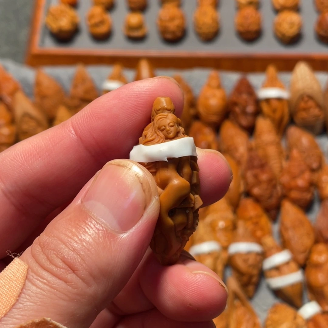 橄榄核手串/手链皇冠美女2