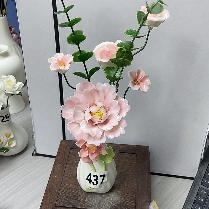 陶瓷纯手工捏花设计