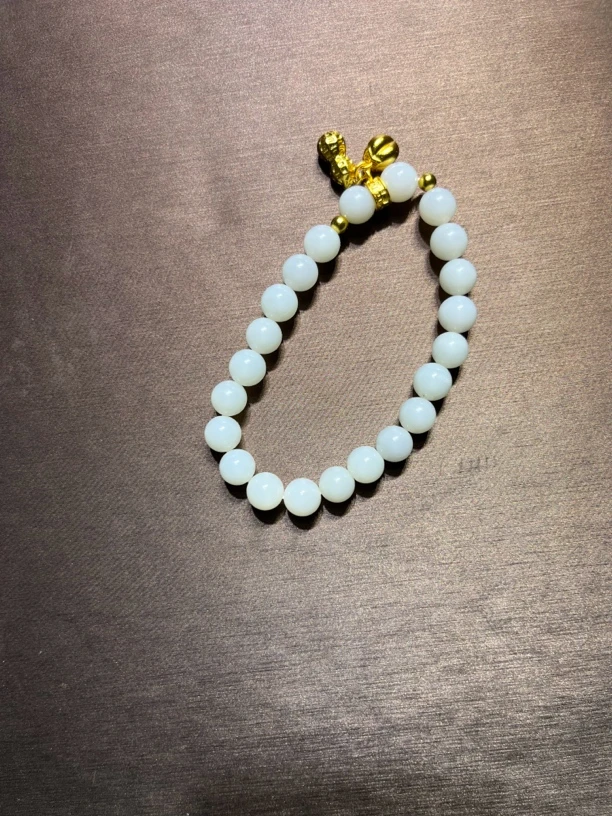 贵妇和田玉/和田玉手串卡8MM