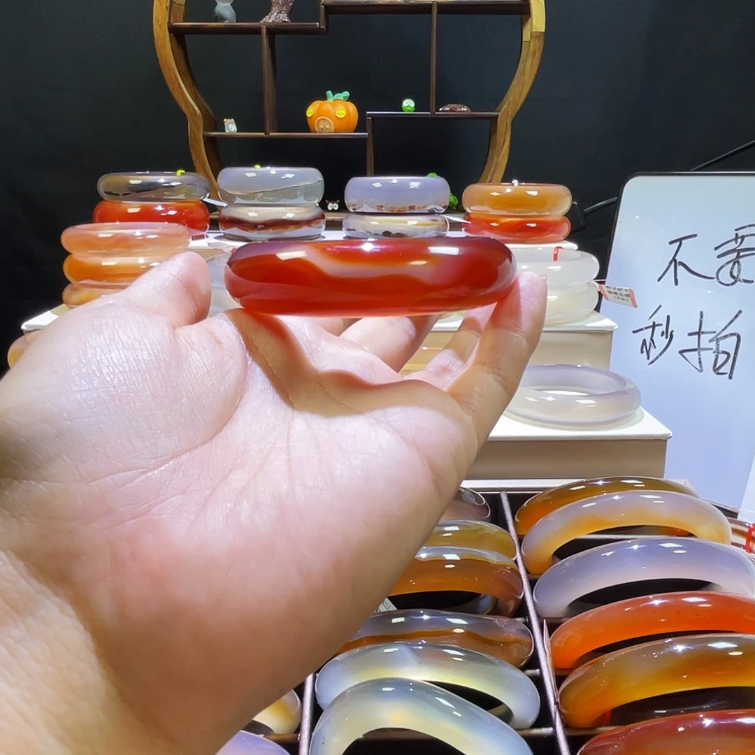 空***兰手镯玛瑙/玉髓未镶嵌