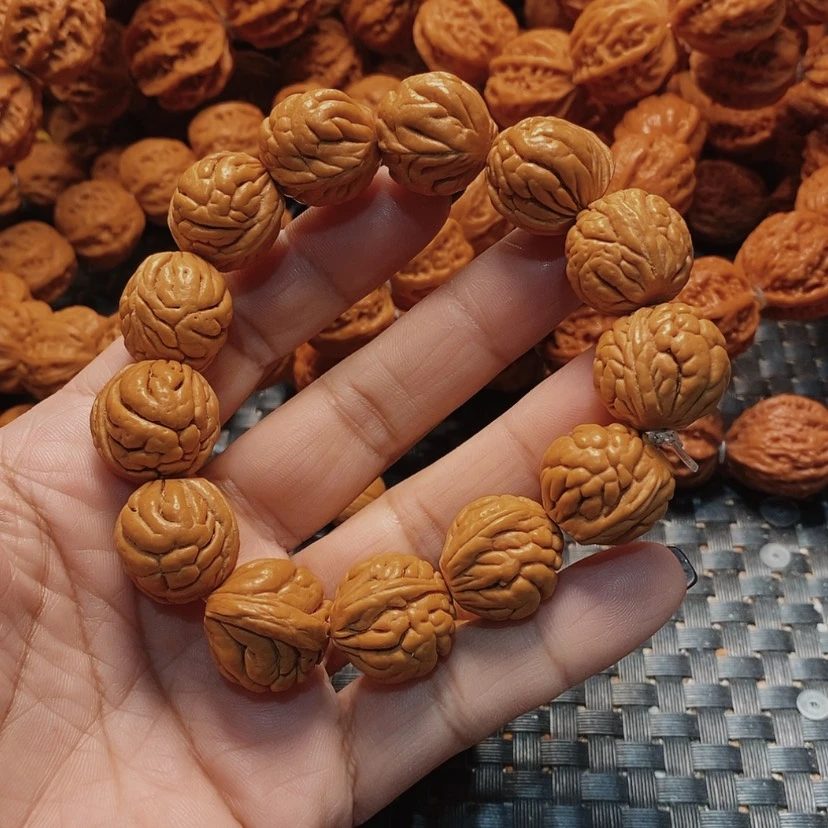 【闪购商品】文玩核桃吊坠茄**面霸王龙