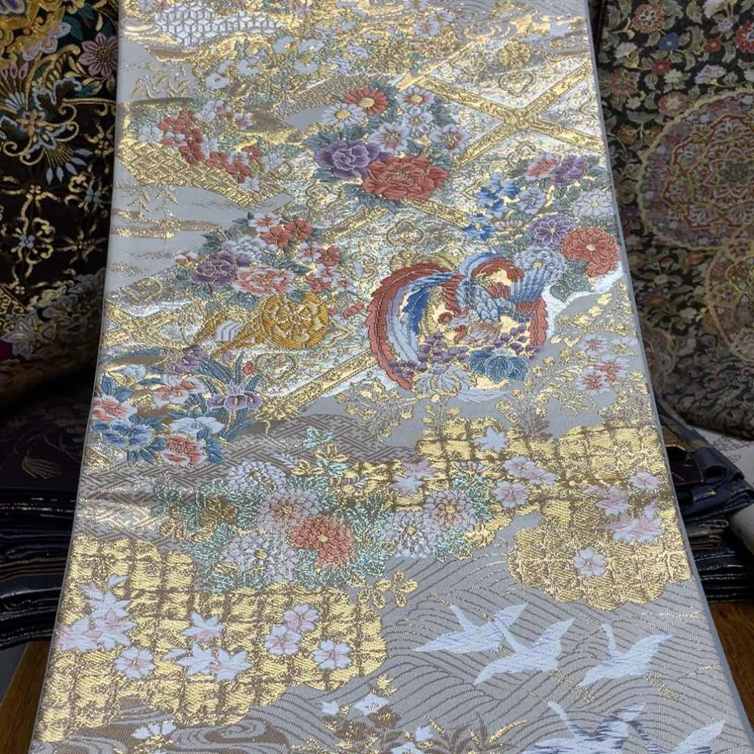 刺绣织锦技艺高超