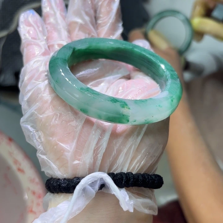 石英质玉手镯未镶嵌逯定制