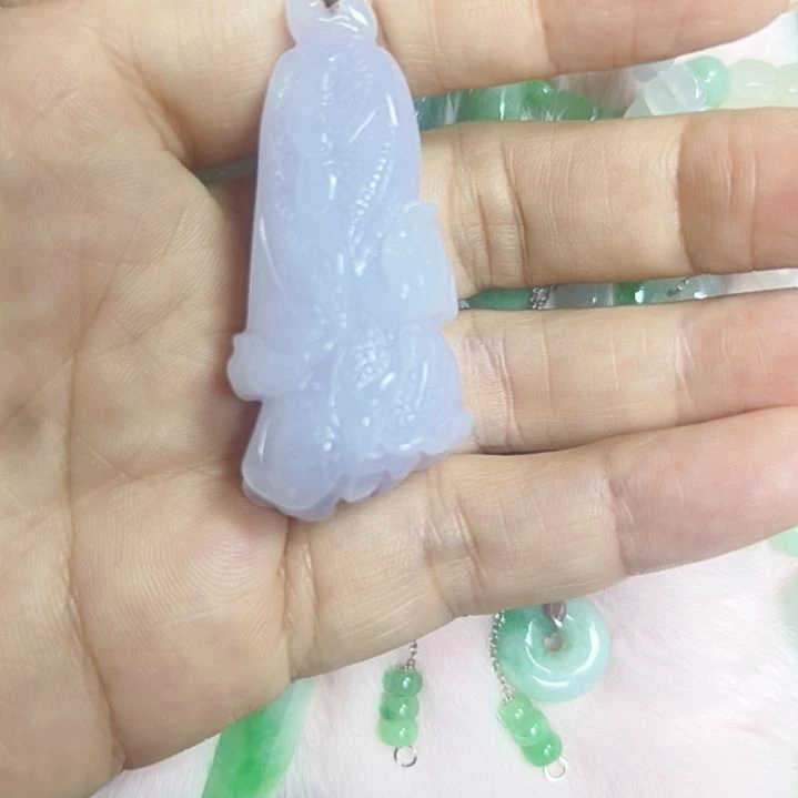 翡翠未镶嵌颈饰翡翠吊坠