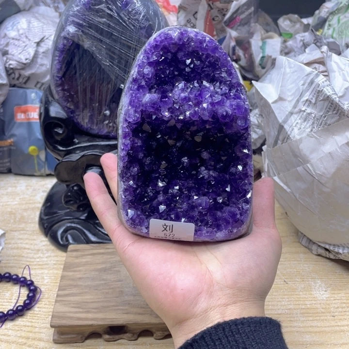 未镶嵌大型摆件（非配饰）水晶