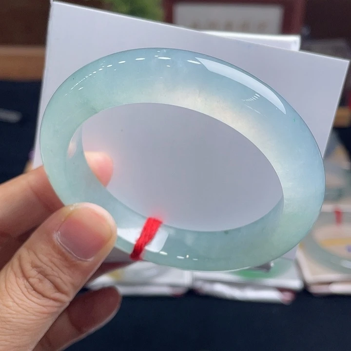 是****未镶嵌手镯翡翠订金