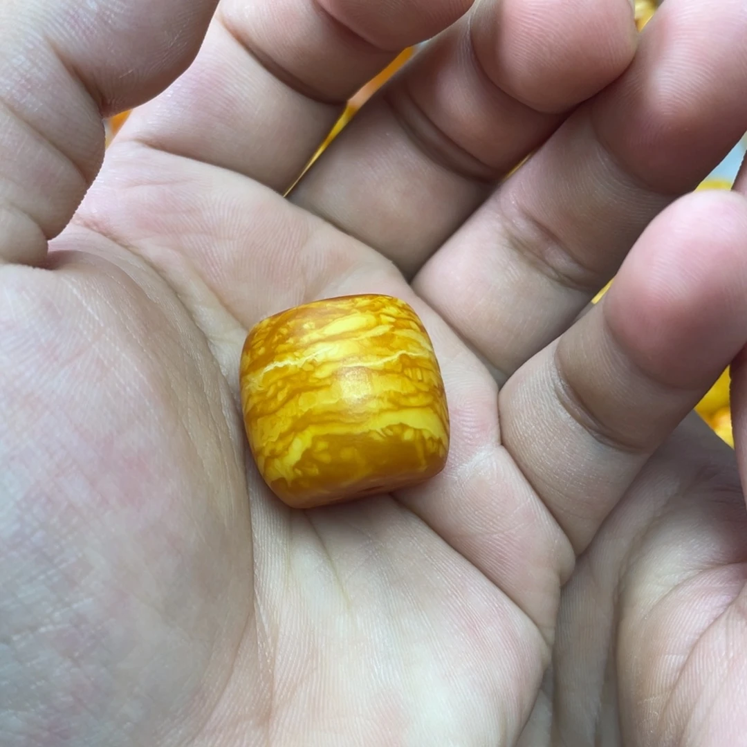 蜜蜡未镶嵌吊坠(不含链)