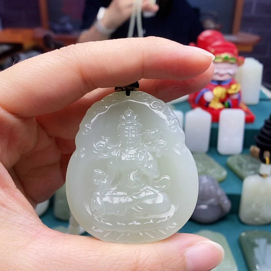 紫***燕颈饰未镶嵌和田玉