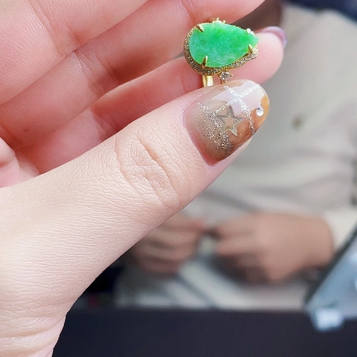 翡翠银S925镶嵌颈饰多样性