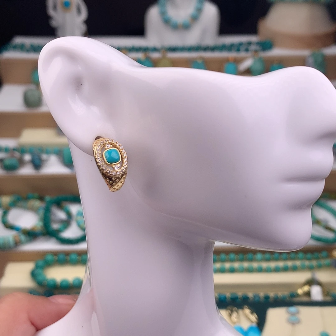 绿松石未镶嵌耳饰