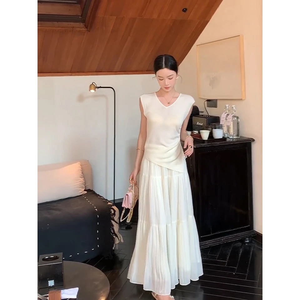 2025女夏季新款V领抽绳气质白色上衣雪纺压褶蛋糕裙一套套装裙子