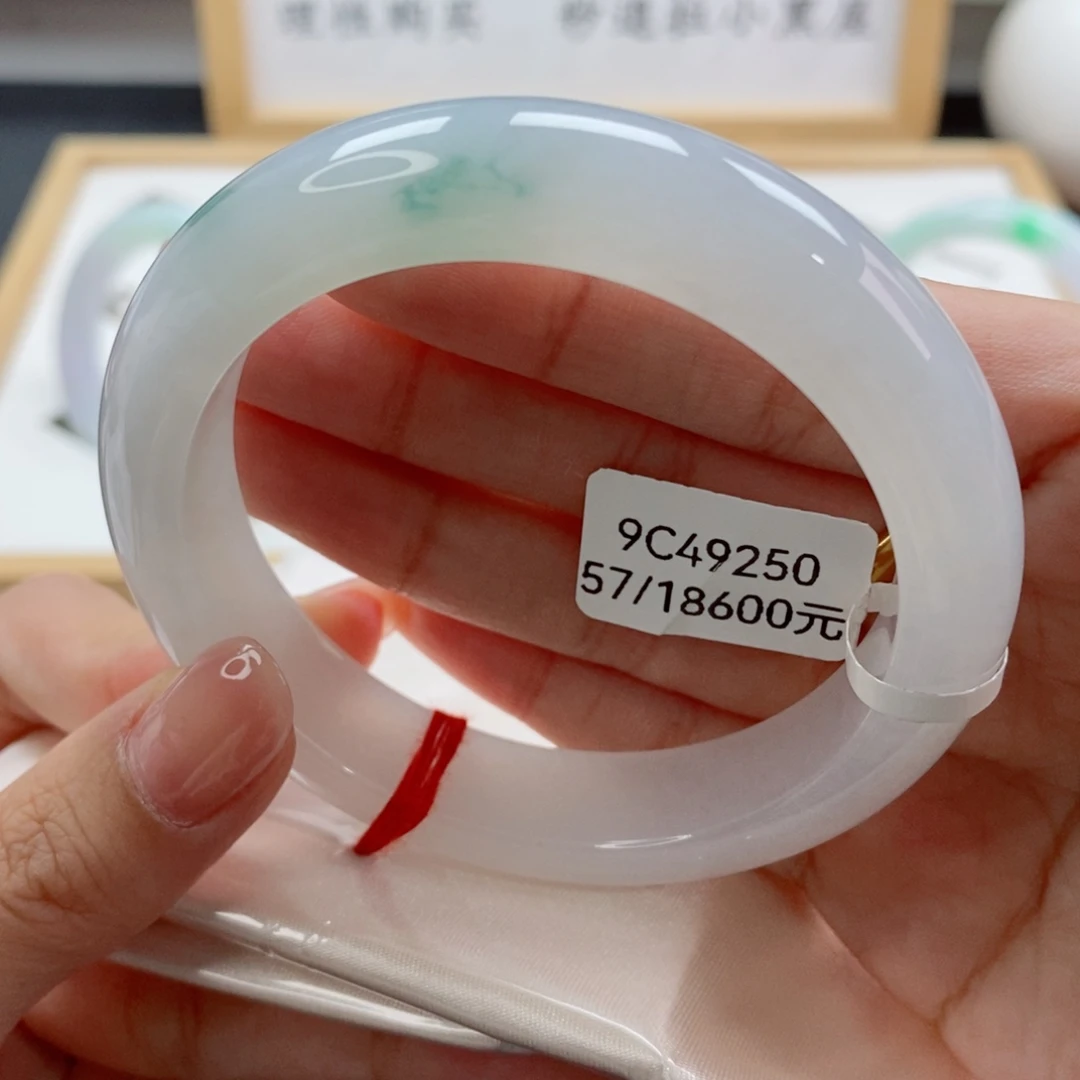 翡翠未镶嵌手镯天然A货翡翠手镯