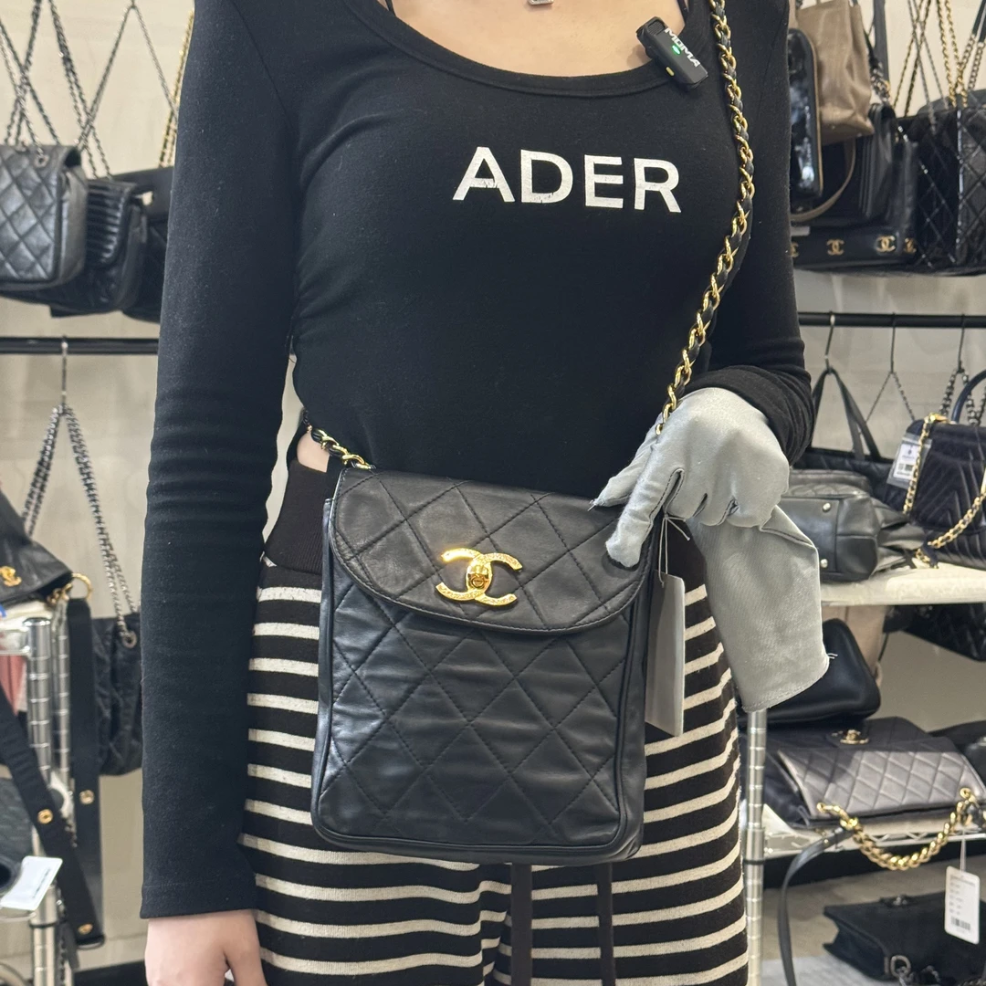 95新 Chanel/香奈儿 中古大金扣竖版链条包 底长17 3开