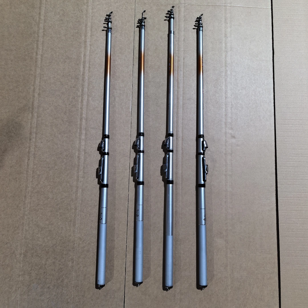 清仓处理库存《银色》碳素矶钓竿小导环串钩鲫鱼竿先径1.0无售后