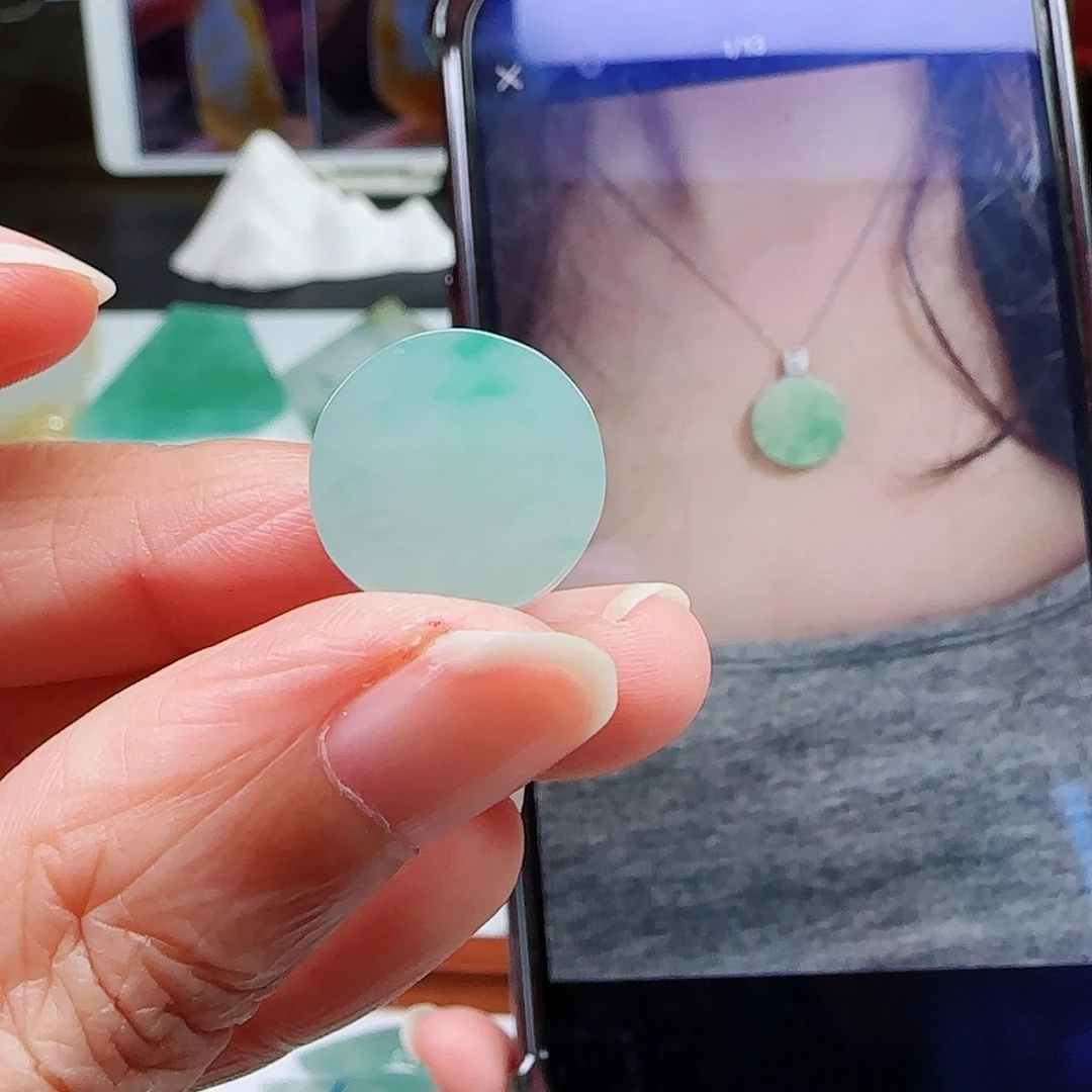 定制翡翠未镶嵌缅甸翡翠挂件