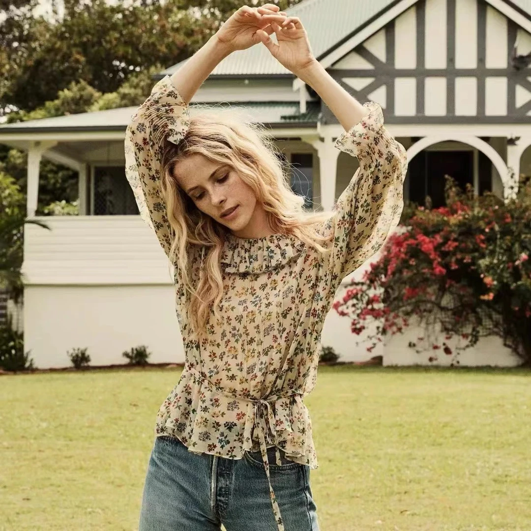 法式田园风衬衫 碎花飘逸荷叶边领长袖上衣