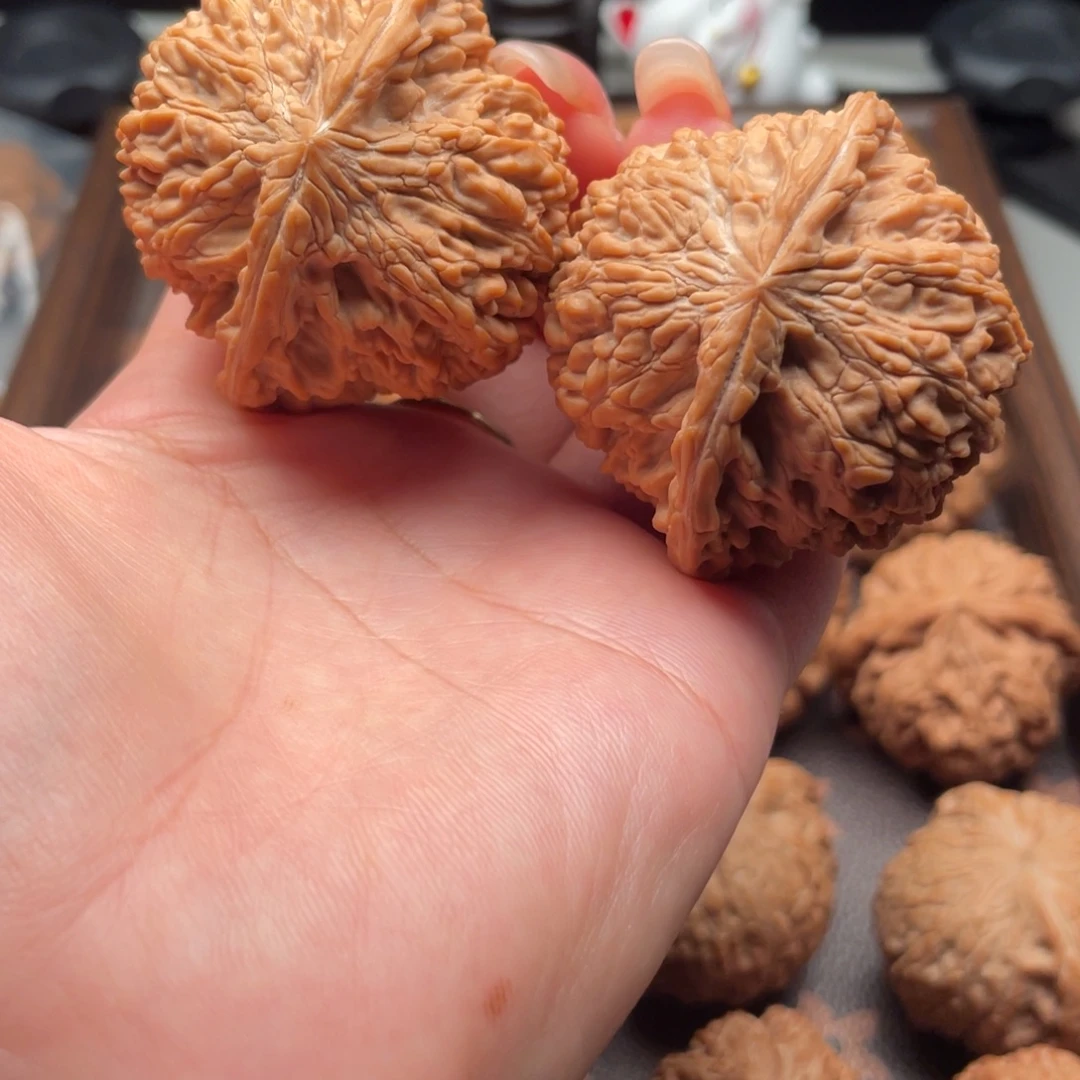 文玩核桃漫天星45