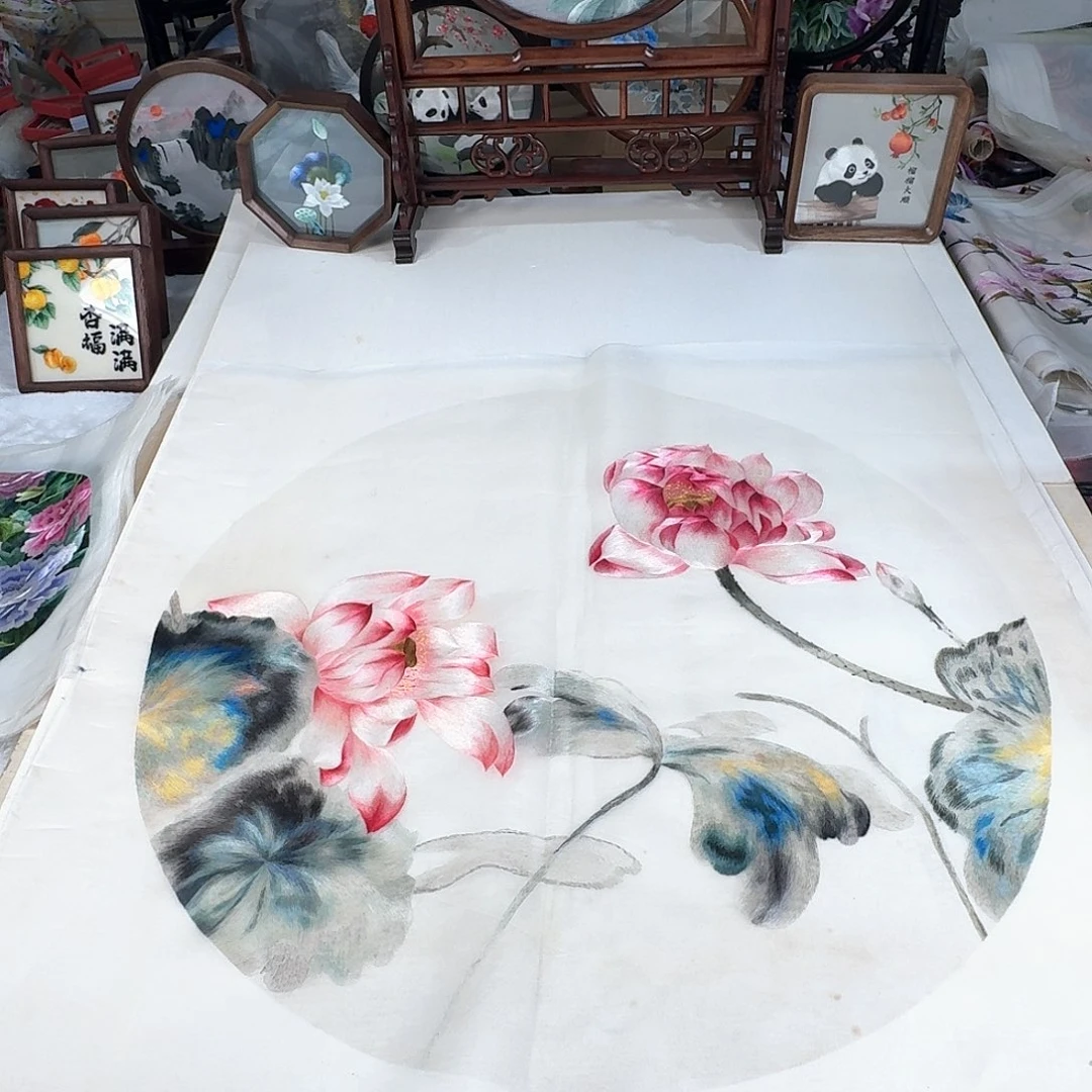 扇子苏绣荷花60cm✖️60cm