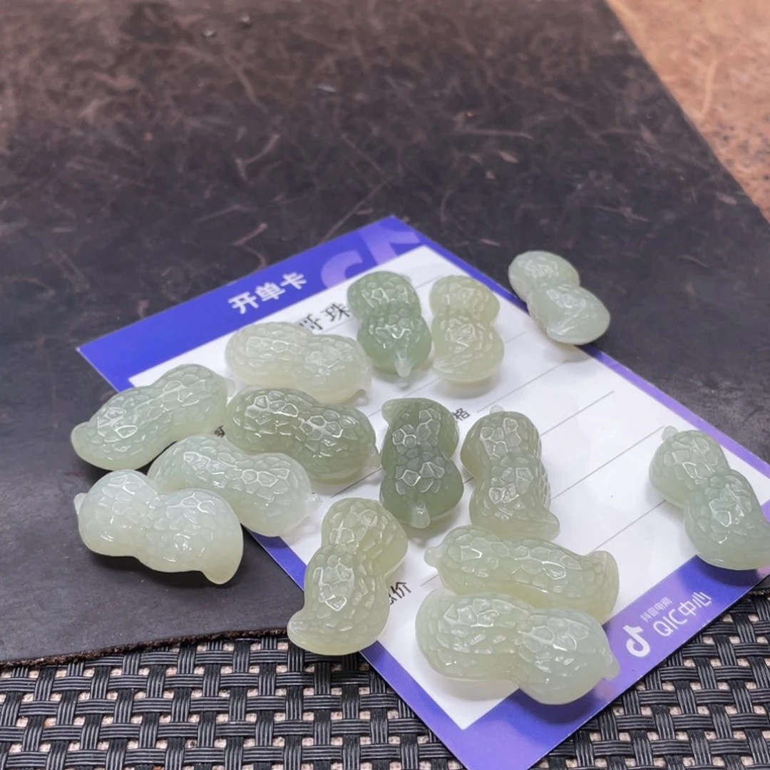 和田玉未镶嵌颈饰多样性发货拍一发一