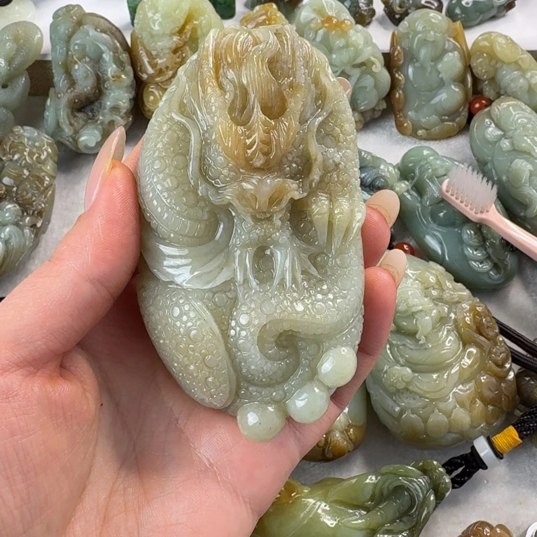 食***天和田玉未镶嵌把件