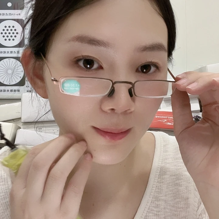 便携古铜色150老花镜