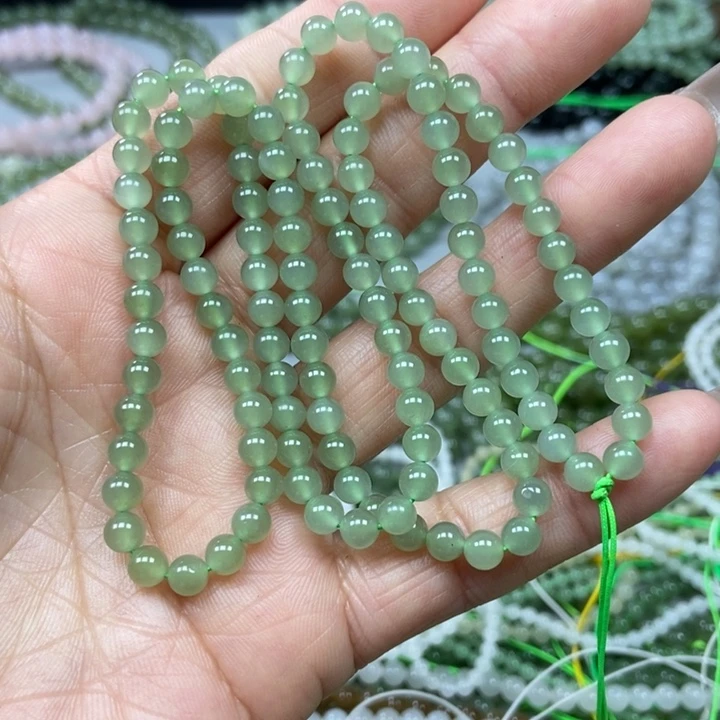 和田玉颈饰未镶嵌5