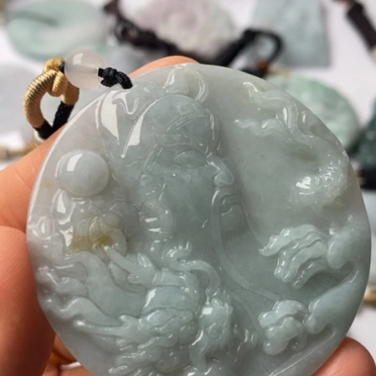 翡翠未镶嵌挂件翡翠