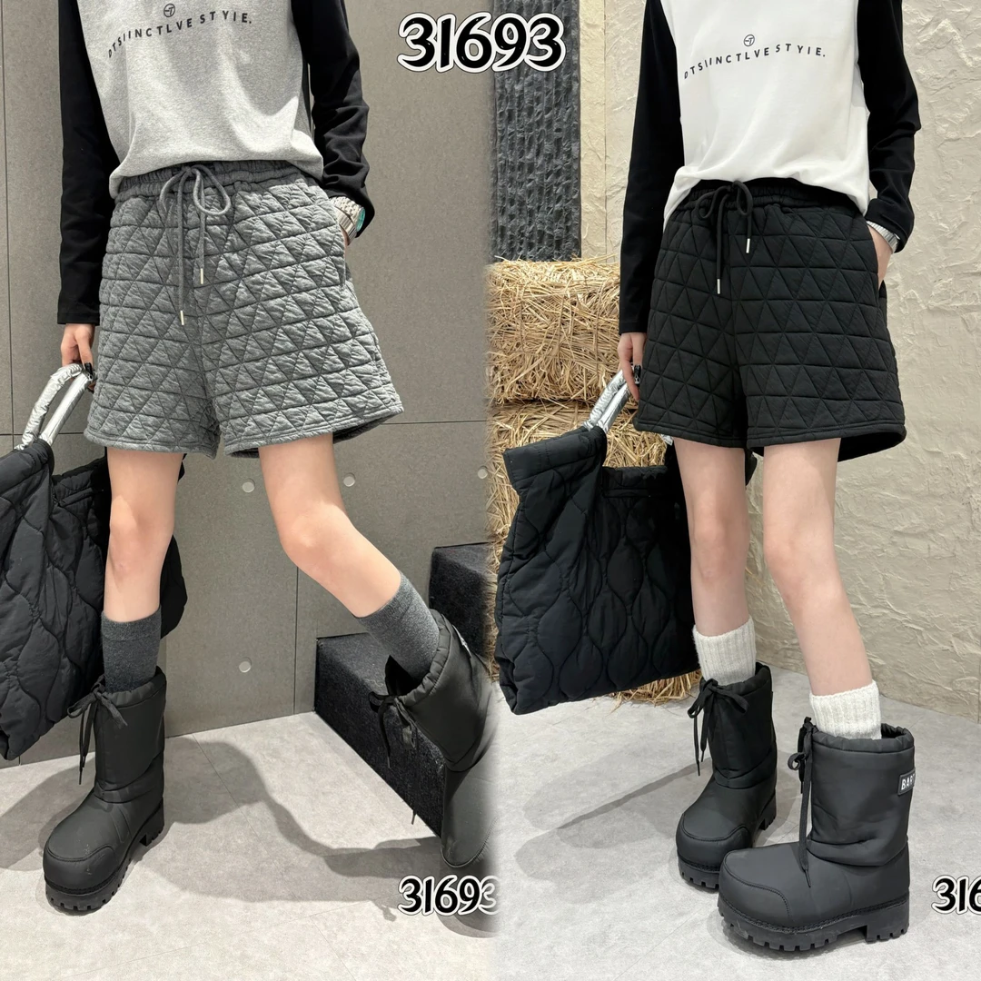 D31693 菱形格压线夹棉松紧腰抽绳短裤