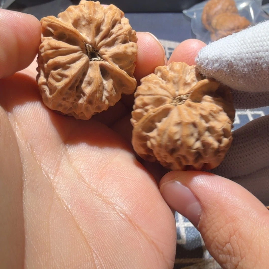 把件文玩核桃沈阳鸡心