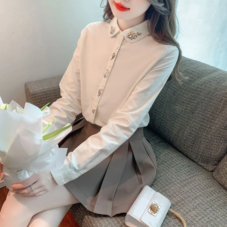 绣花翻领衬衫女2025春秋新款小众设计感保暖长袖别致衬衣开衫上衣