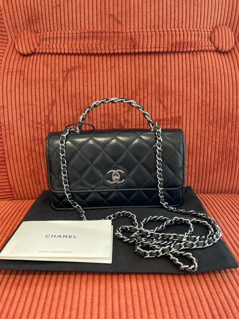 99新 Chanel/香奈儿 118043 Chanel水钻手柄风琴包