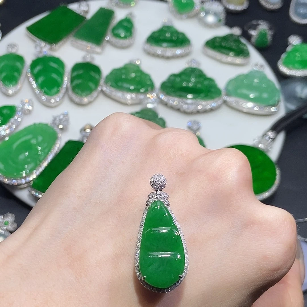 翡翠18K金镶嵌吊坠(不含链)吊坠