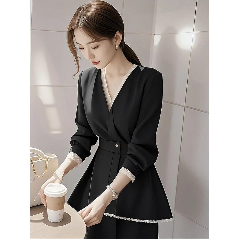 法式赫本风蕾丝边衬衫女职业春装超好看独特漂亮上衣2025新款小衫