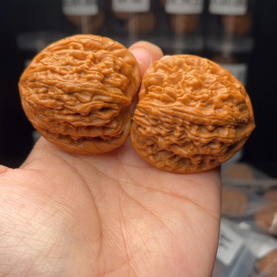 文玩核桃把件残****惜42虎头王