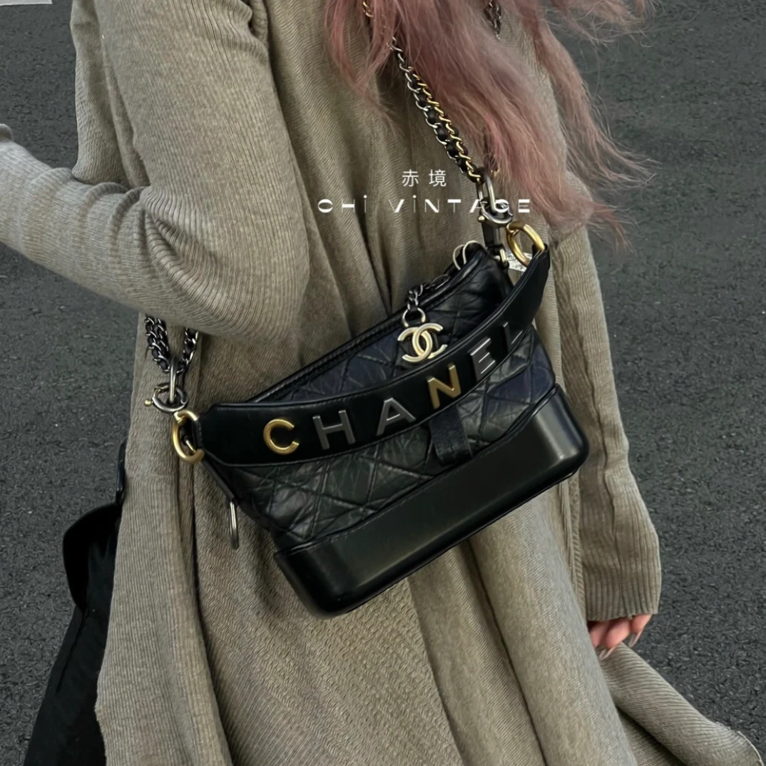 95新 Chanel/香奈儿 0603 黑金字母手柄流浪斜挎包中号19-20