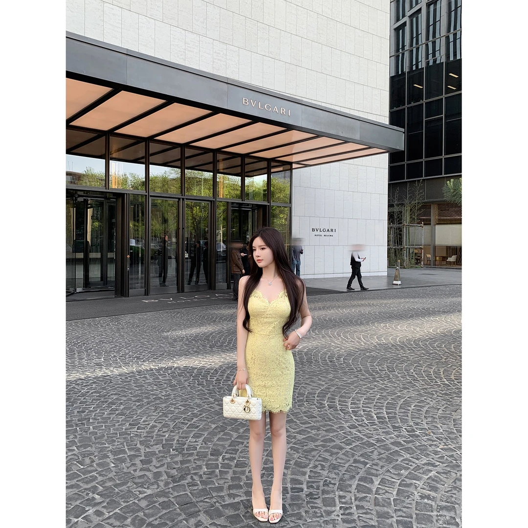 THE SWAN司凰轻奢 捕梦浪漫者 法式纯欲经典收腰蕾丝吊带连衣裙女