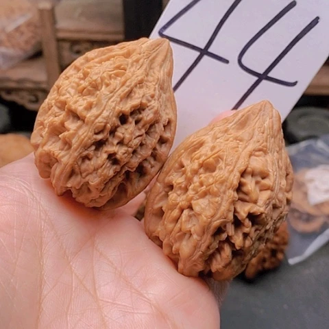 吊坠桃核39全品高尖大姑石60克