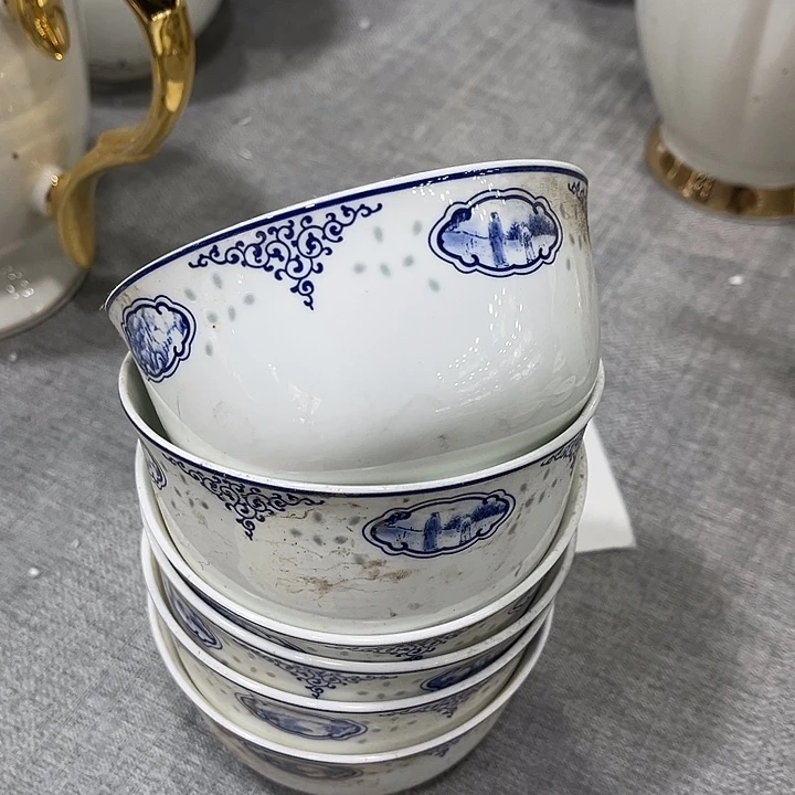 摆件陶六个青花碗金钟