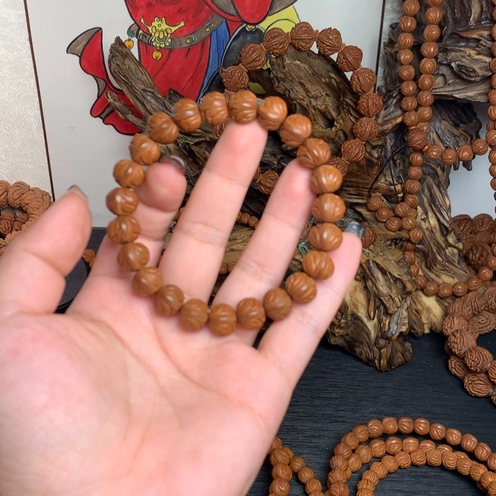 幼***F吊坠桃核11玉龙脊现货