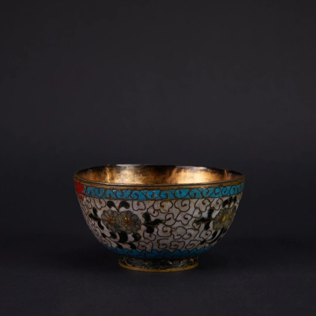 LOT010229明晚期 铜胎掐丝珐琅折枝花卉碗