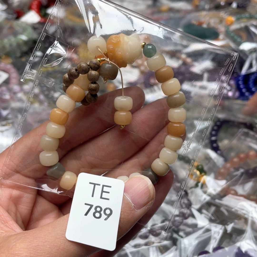 水晶多样性发一只未镶嵌