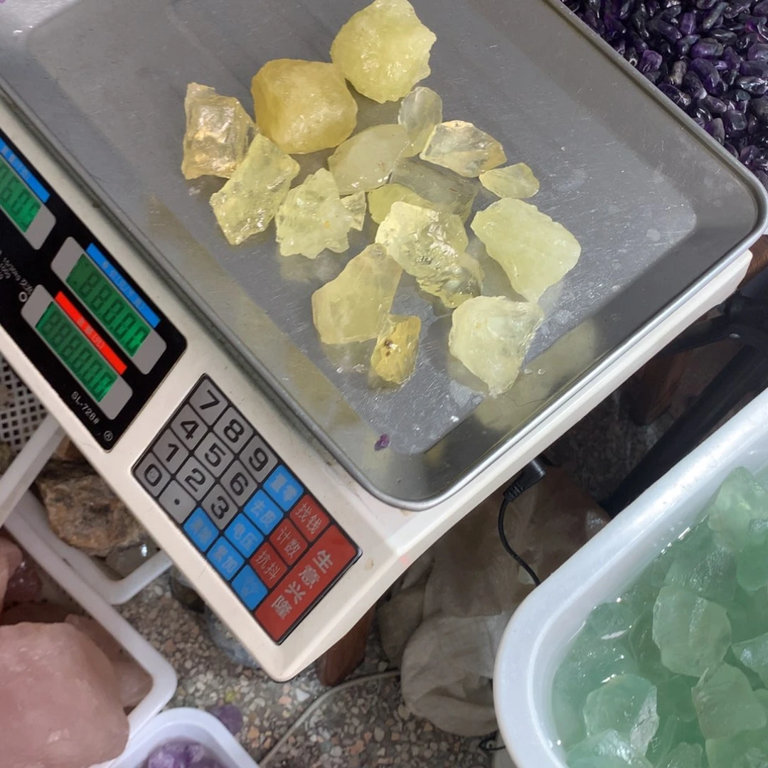 大***顺未镶嵌珠宝半成品水晶天然