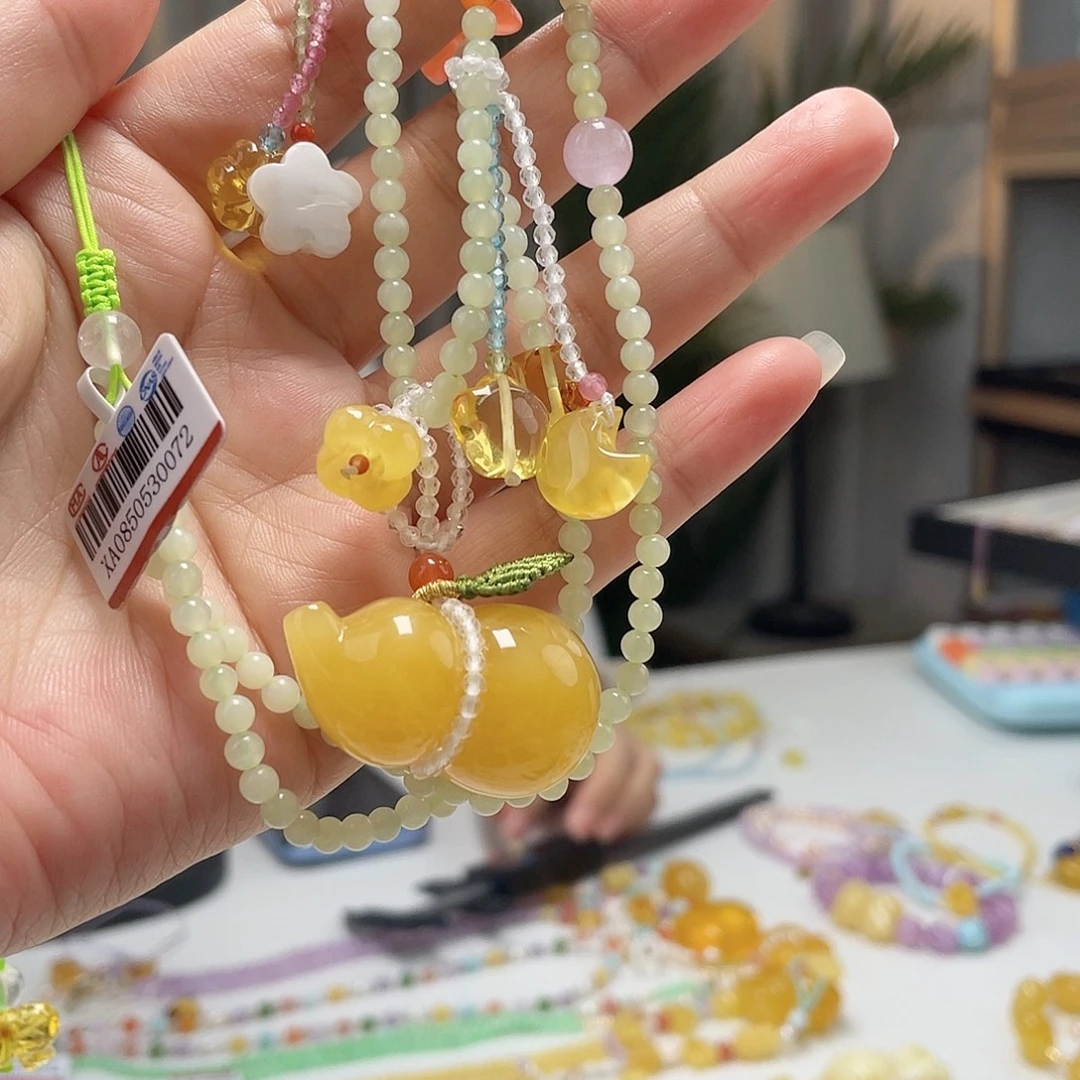 未镶嵌琥珀裸石蜜蜡吊坠