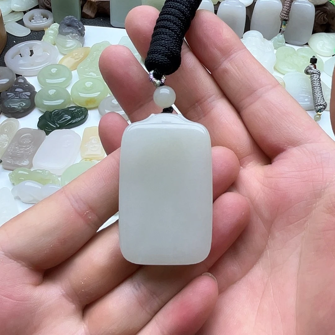 和田玉牌子吊坠未镶嵌毛*吖