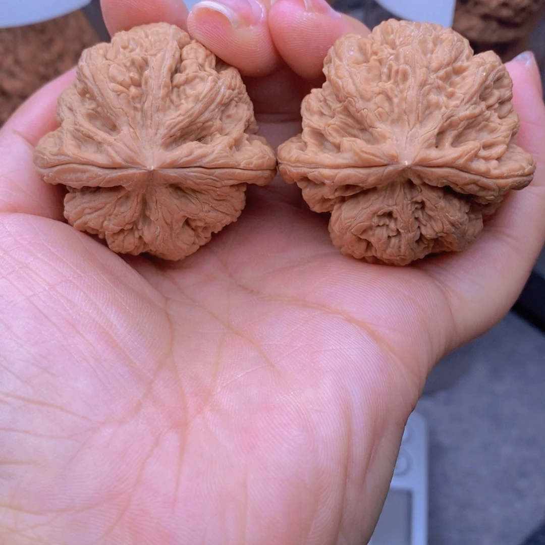 文玩核桃吊坠粗筋44全品