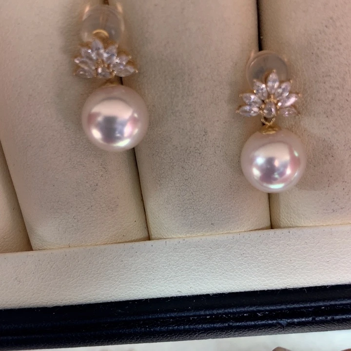 18K金镶嵌耳饰海水珍珠