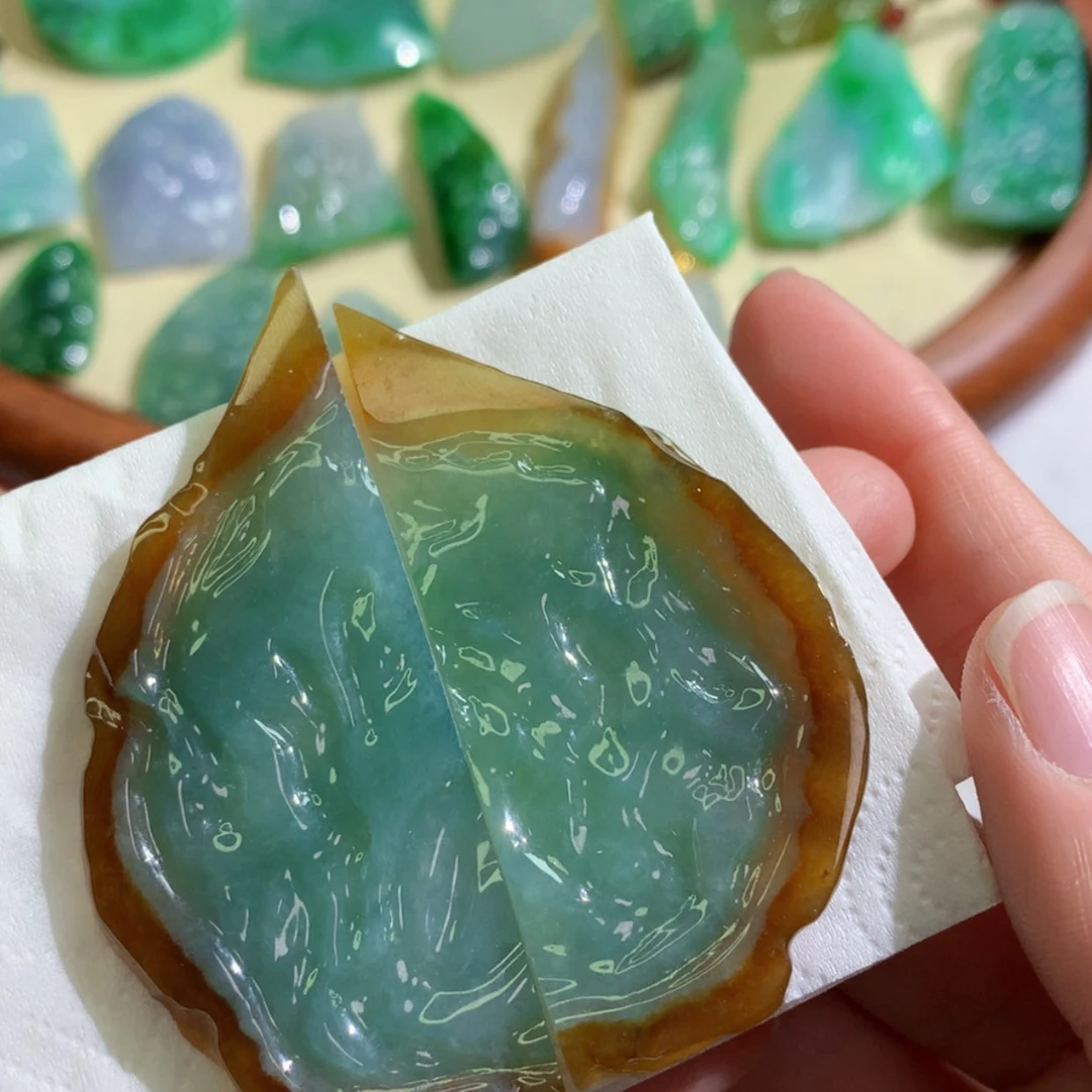 【闪购商品】翡翠吊坠(不含链)未镶嵌 1794