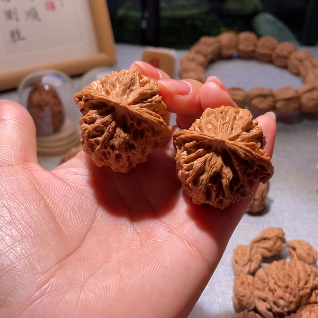 桃核把件42全品苹果园