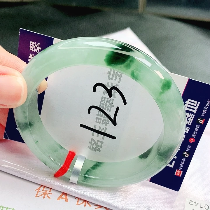 翡翠未镶嵌手镯缅甸天然a货翡翠手镯