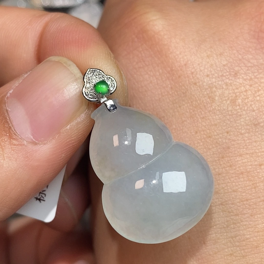 翡翠颈饰18K金镶嵌葫芦